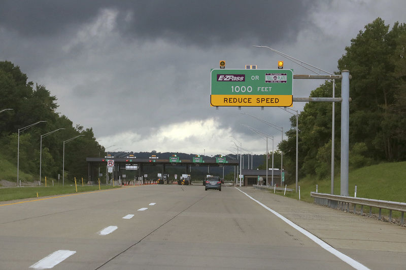 Truckers lose suit over Pa. turnpike tolls